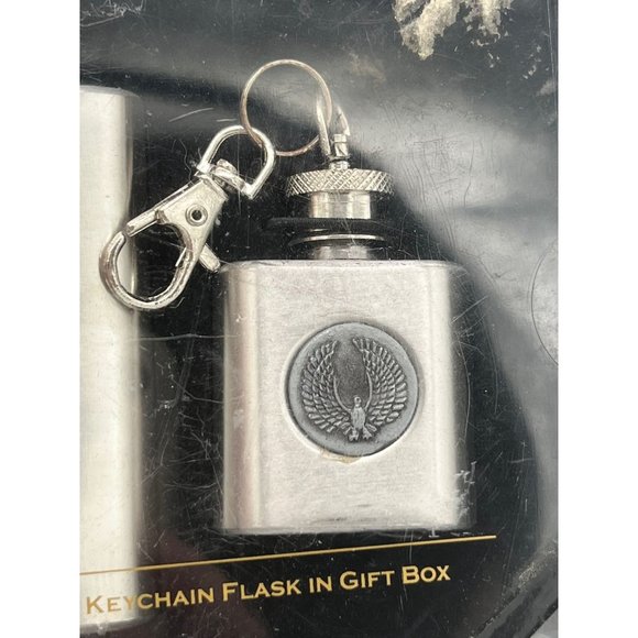 Polished Metal Flask Gift Set, Unopened, Axxents, 5oz and 1oz keychain set - Picture 2 of 9